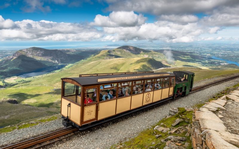 00Steam_Train_Gallery-800x500